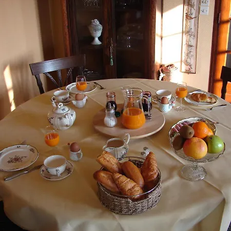Maison d'hôtes Orangère Et Table D'hôtes *