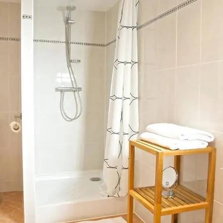 Penzion Orangere Et Table D'hotes 3*