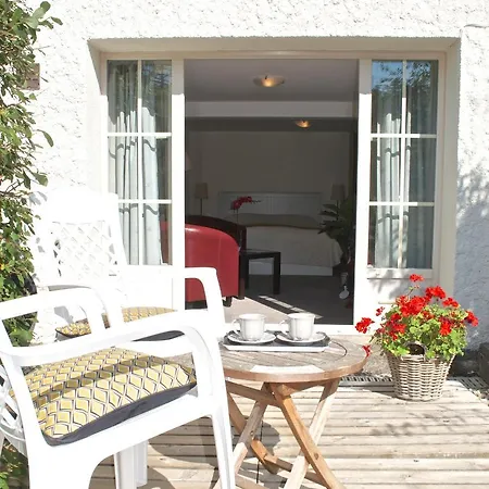 Penzion Orangere Et Table D'hotes 3*